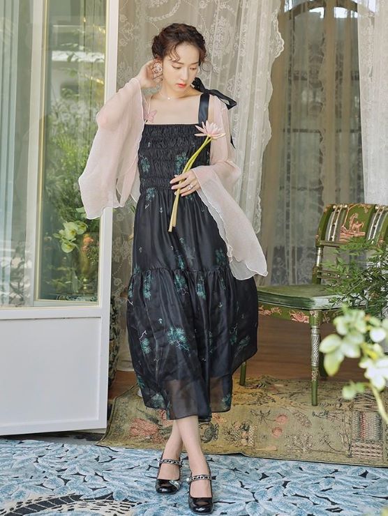 松模様の肩ひもリボンワンピース br17-12 – Q'e