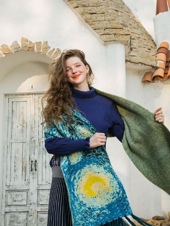 絵画風デザインマフラー br20-36 – Q'e