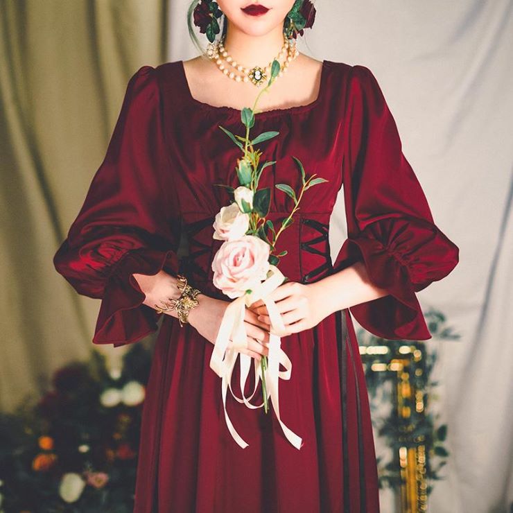 レースアップベルベットワンピース br23-176 – Q'e