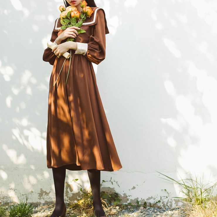 インゲボルグ セーラーカラー モクレン柄 レトロ ベルト付 Aライン ワンピース インゲボルグ セーラーカラー モクレン柄 レトロ ベルト付 Aライン