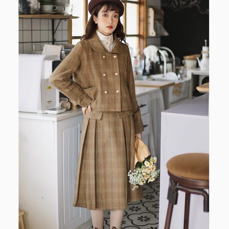 チェック柄クラシカルショートジャケット br34-77 – Q'e