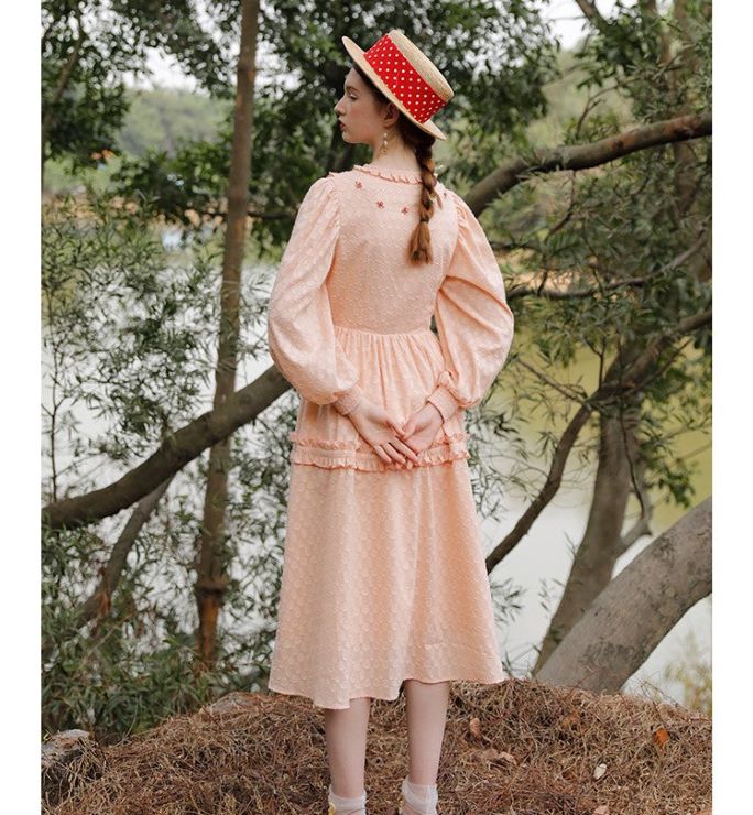 フリル装飾フェミニンワンピース br39-28 – Q'e